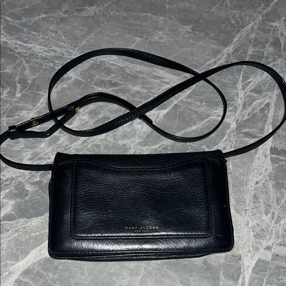 Marc Jacobs Elegant Black Crossbody Bag